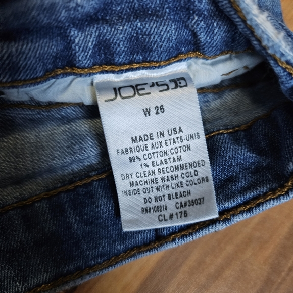 Joe's Denim Distressed Jean Shorts Size 26 - Picture 2 of 6